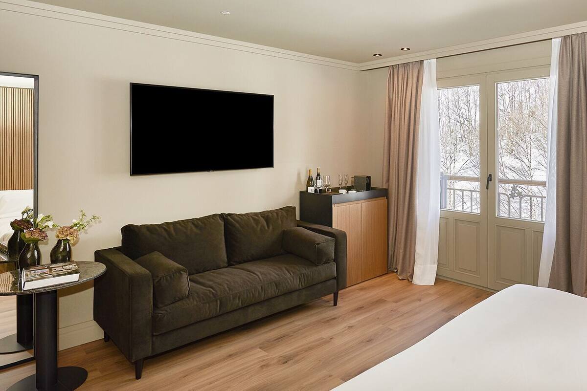 Ropa de cama de alta calidad y minibar