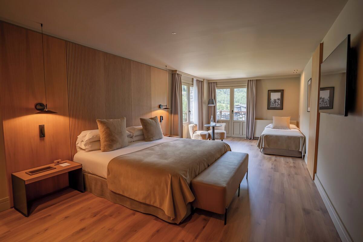 family grand deluxe | premium bedding, minibar, in-room safe, individually furnished