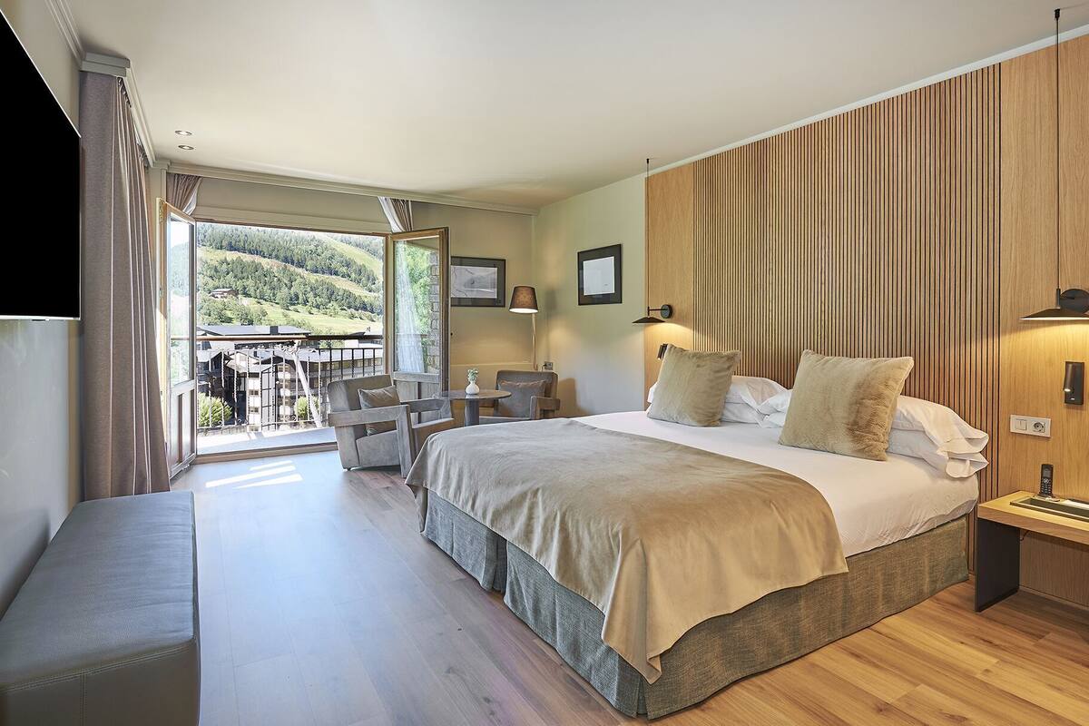 Ropa de cama de alta calidad y minibar