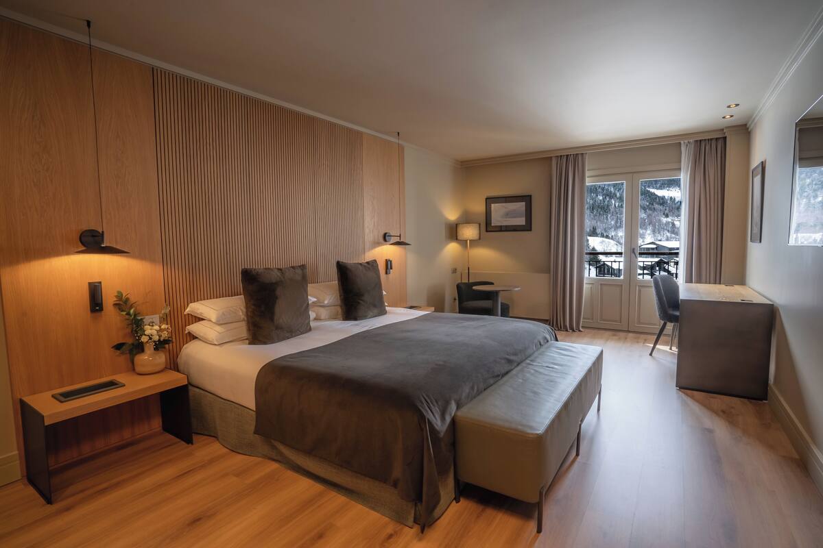 Phòng Suite dành cho gia đình | Bộ đồ giường cao cấp, minibar, két bảo mật tại phòng 