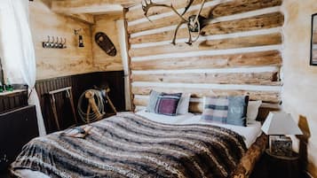 Room (Jim Beam Log Cabin) | Down comforters, individually furnished, free WiFi