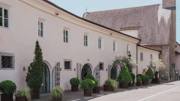 Fachada da propriedade