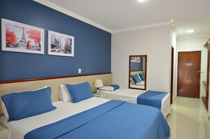 Minibar, in-room safe, desk, free WiFi