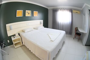 Standard Double Room | Minibar, in-room safe, individually decorated, individually furnished - Veleiros Mar Hotel (São Luís)