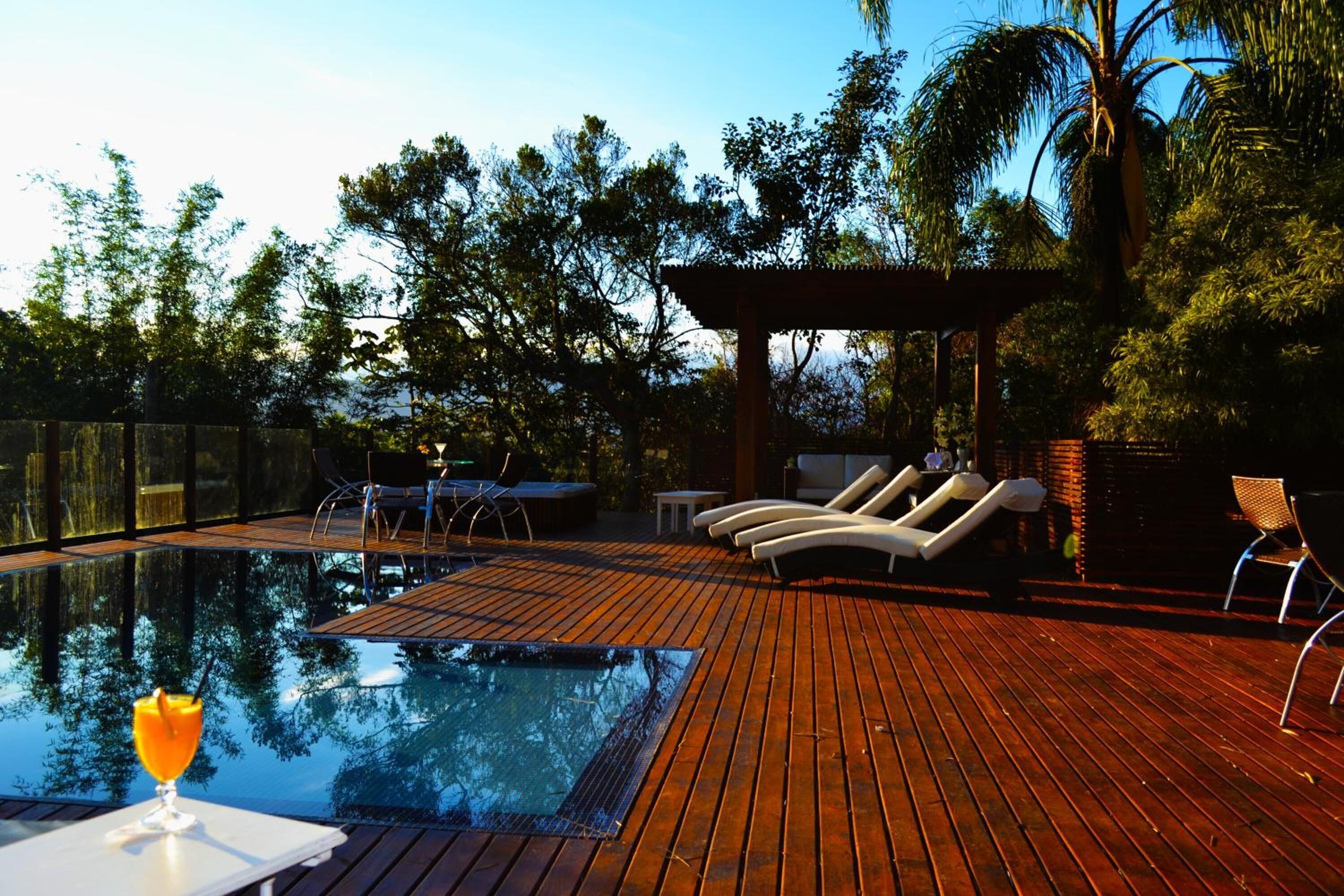 outdoor pool, pool loungers