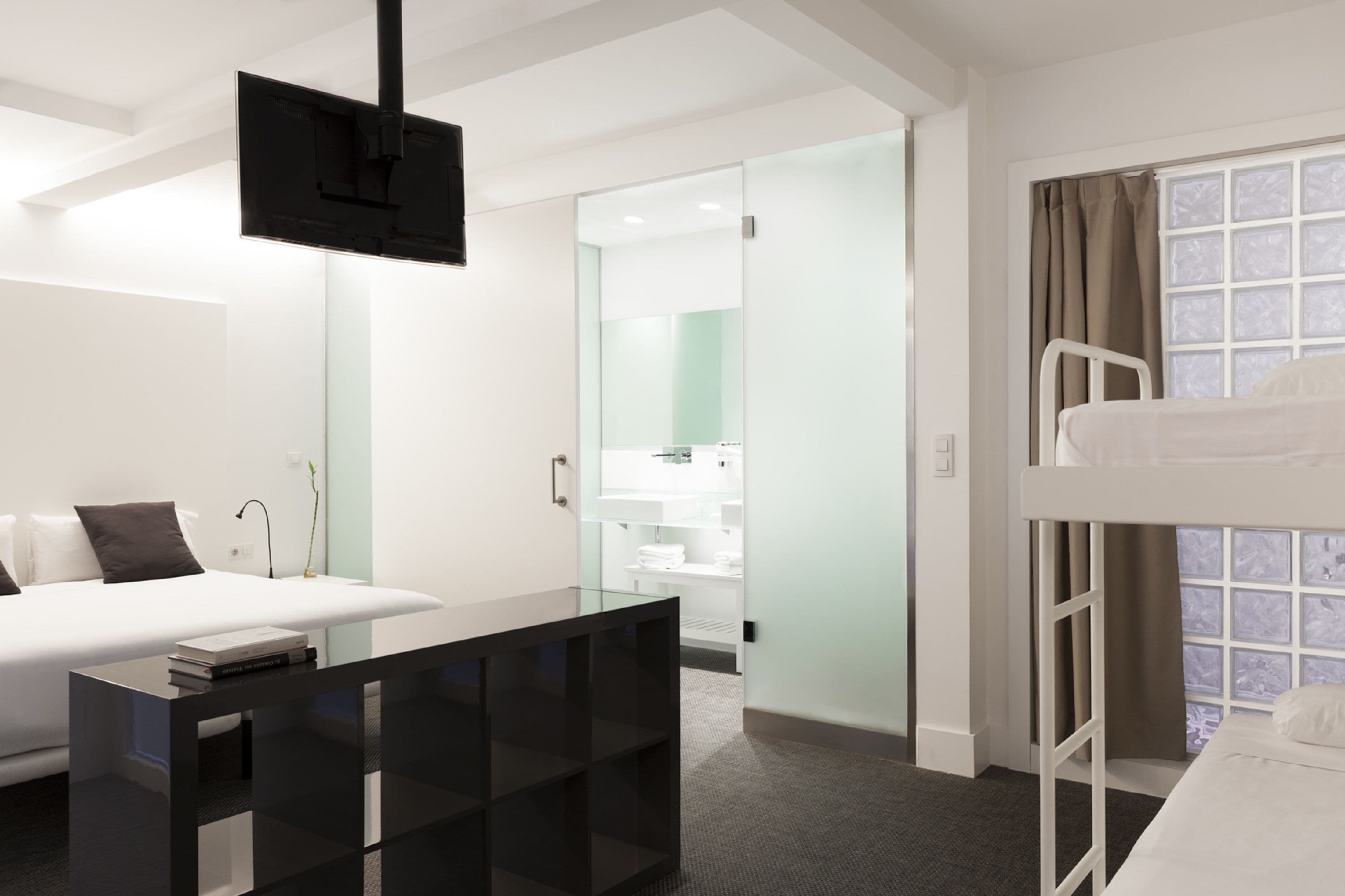 family quadruple room, courtyard view, courtyard area | down duvets, in-room safe, individually decorated, desk