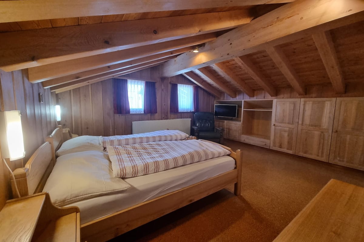 budget double room, 16m² (200 meters from main building) | premium bedding, down duvets, pillow-top beds, desk