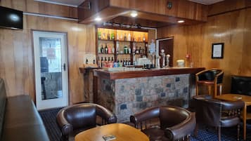 Bar (en la propiedad)