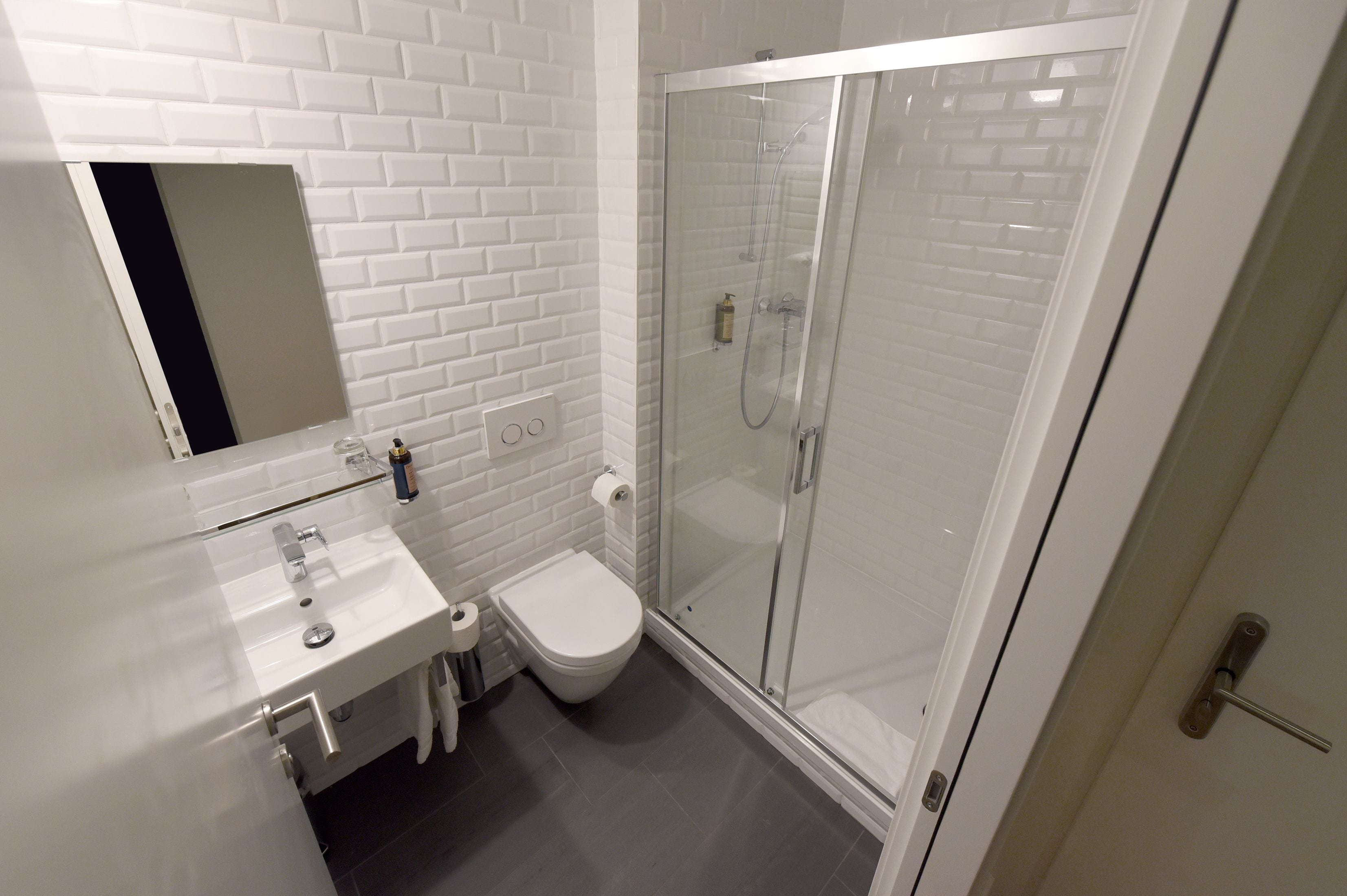Zweibettzimmer | Badezimmer