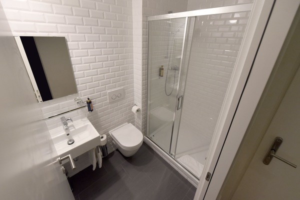 Zweibettzimmer | Badezimmer