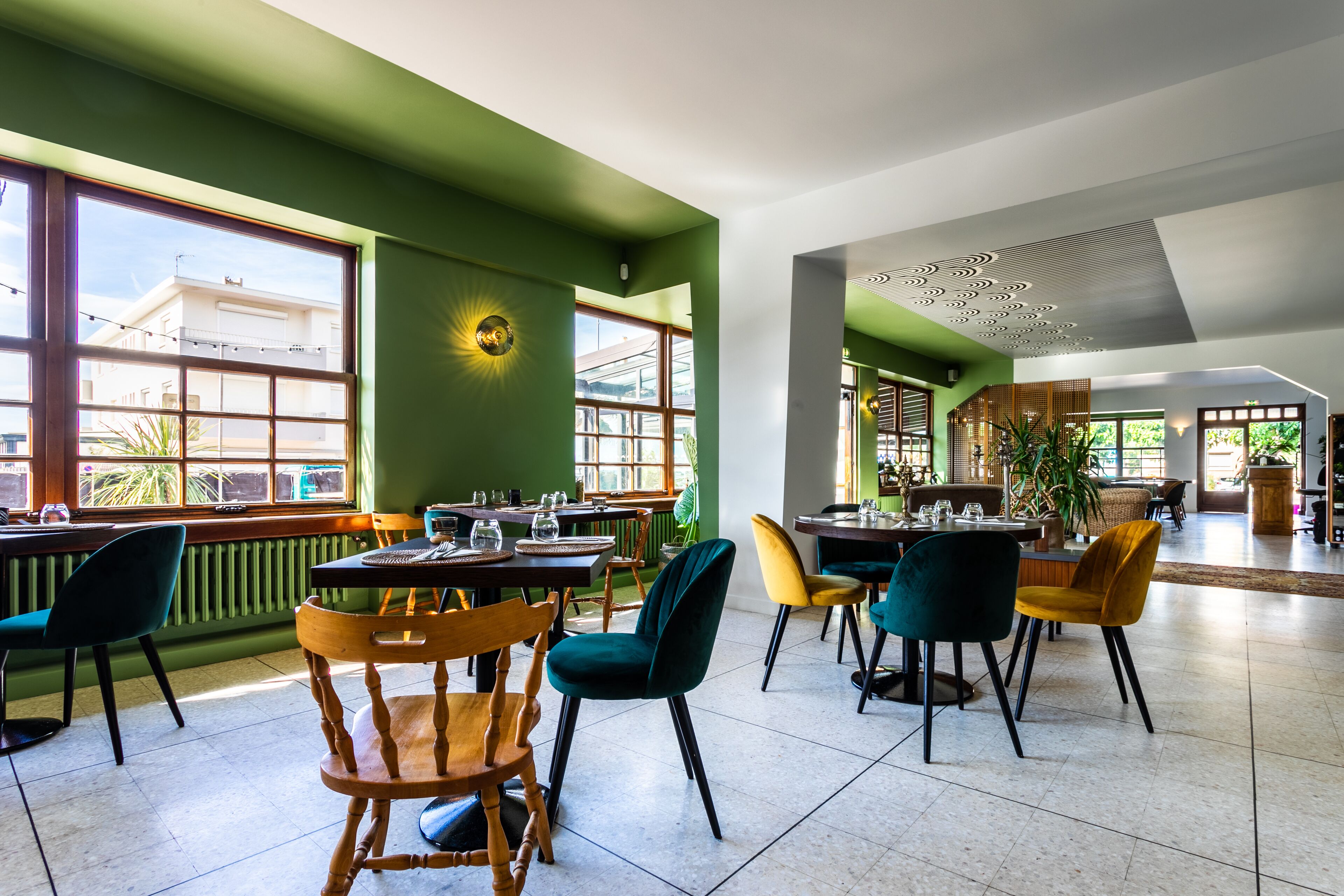 daily buffet breakfast (eur 12 per person)