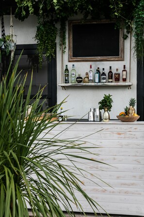 Bar (en la propiedad)