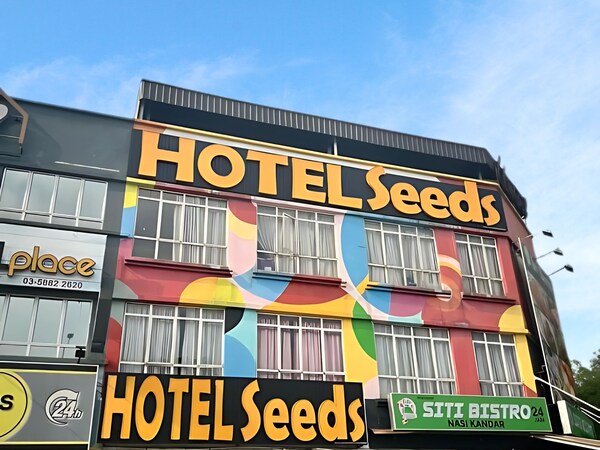 Seeds Hotel Shah Alam Seksyen 7 I-city - Klang