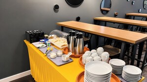 Free daily self-serve breakfast - Seeds Hotel Shah Alam Seksyen 7 I-City (Shah Alam)