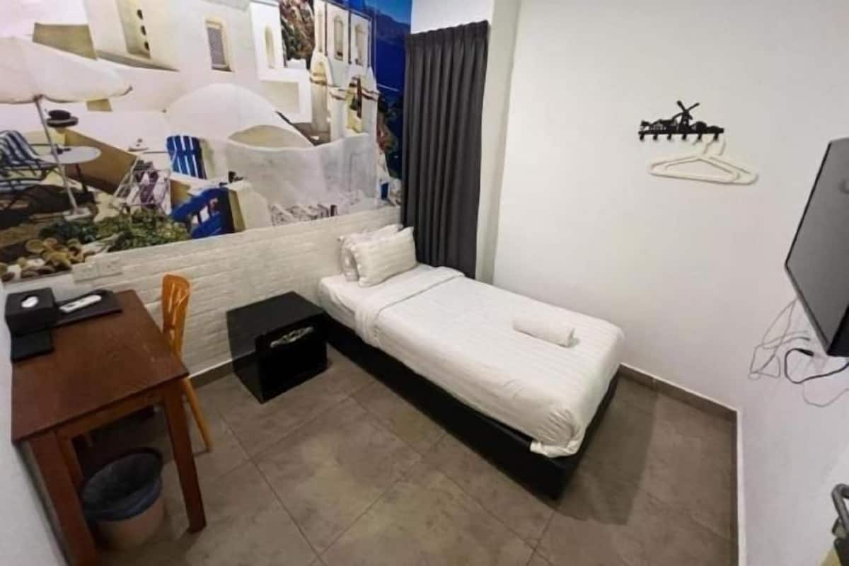 Décor unique, bureau, fer et planche à repasser, accÚs au Wi-Fi (inclus)
