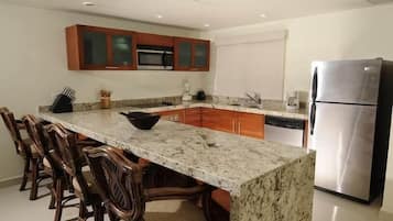 Fridge, microwave, oven, dishwasher