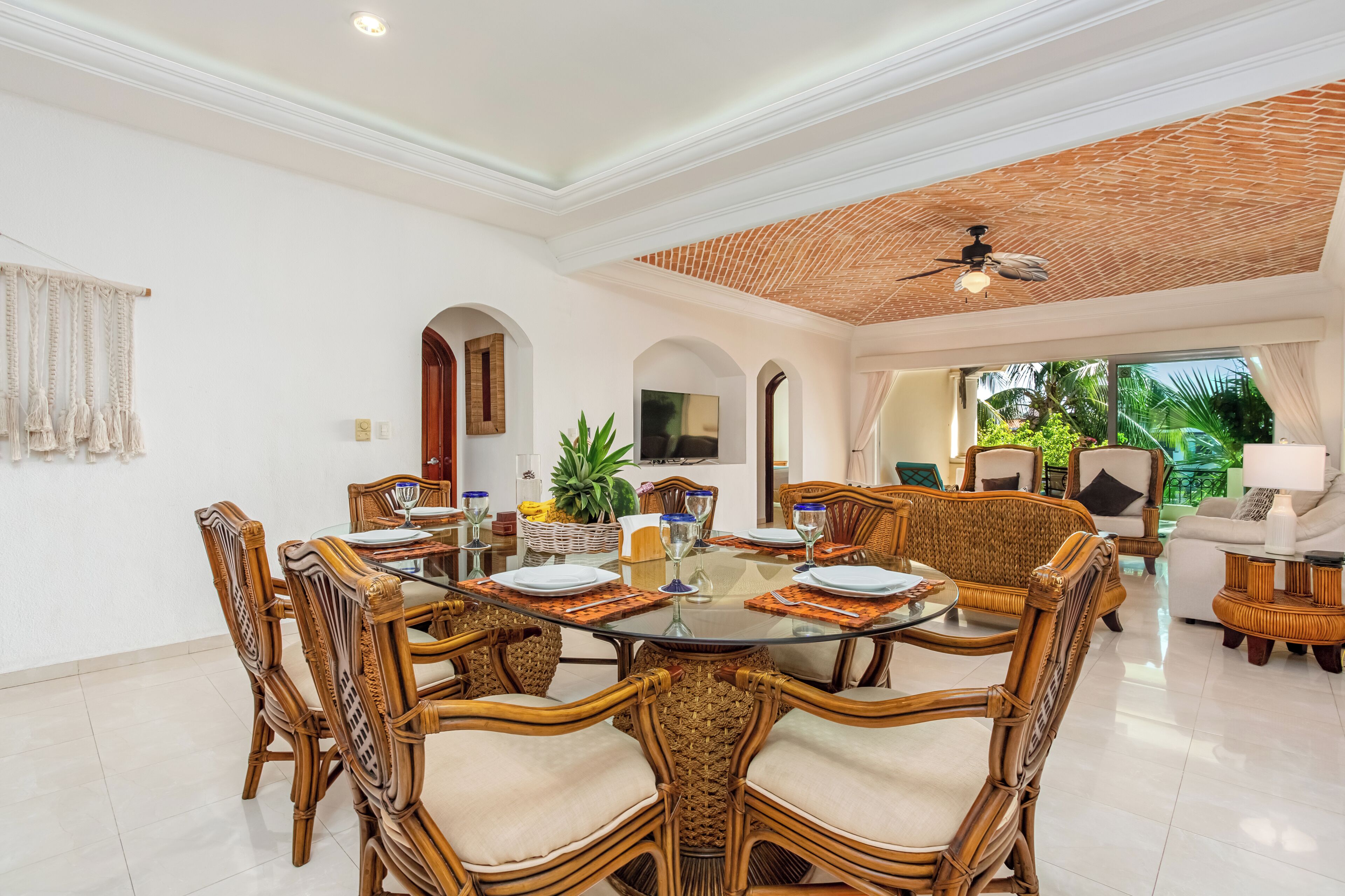 Televisión de pantalla plana de 40 pulgadas con canales digitales