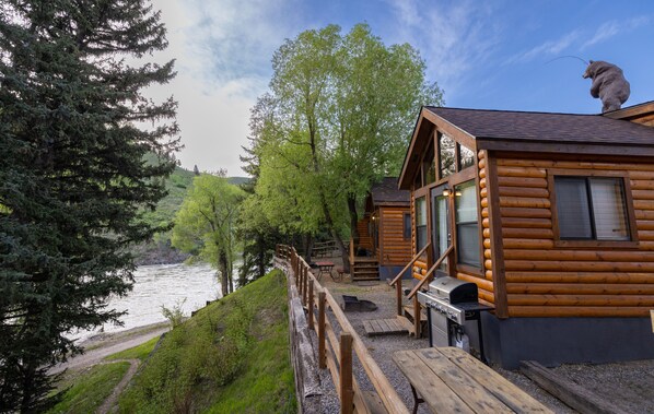 Deluxe Studio, River View (Loft) | Balcony view - Snake River Cabin Village (Jackson)