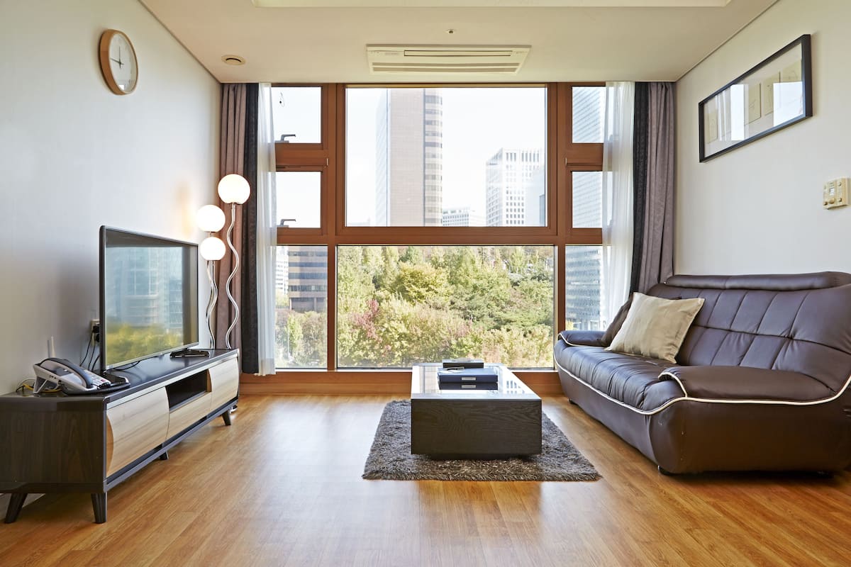 Muebles diferentes, cortinas blackout y wifi gratis