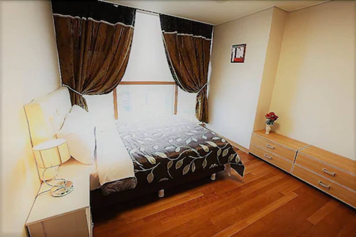 Suite, 1 habitación | Muebles diferentes, cortinas blackout y wifi gratis
