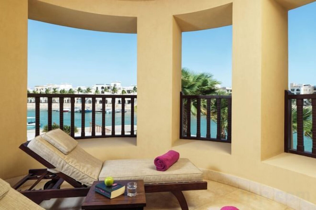 Marina Suite with Aqua Park Entrance