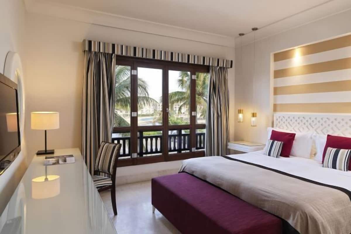 Ropa de cama de alta calidad y minibar