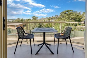 Zimmer, Balkon, Erdgeschoss (Queen Private Suite) | Terrasse/Patio