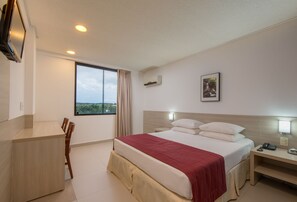 Standard Double Room | Minibar, in-room safe, desk, free cots/infant beds