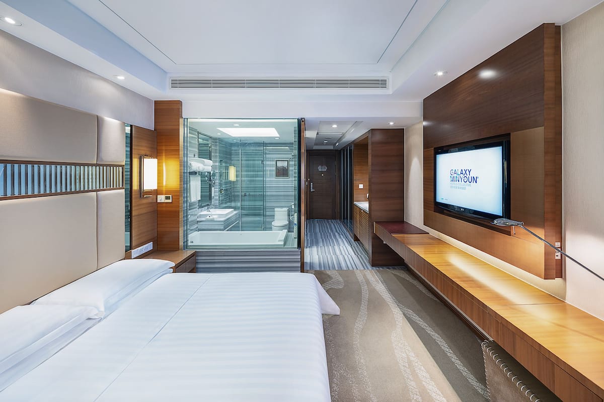 Traveller Room | 1 bedroom, premium bedding, minibar, in-room safe