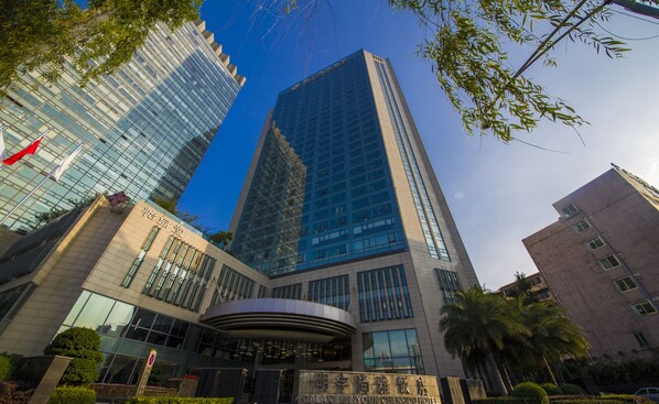 บริเวณประตูทางเข้า