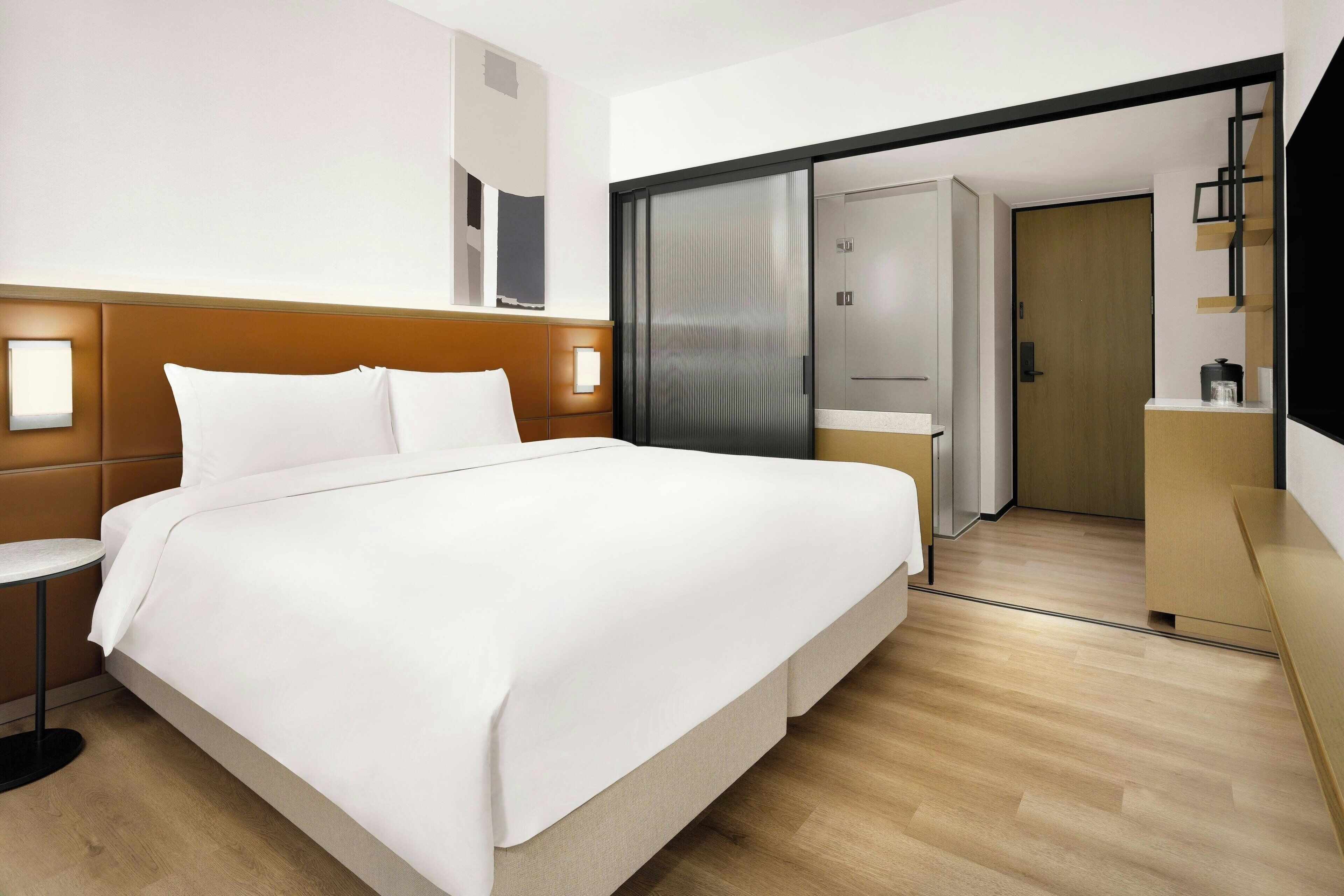 Habitación, 1 cama King size | Ropa de cama de alta calidad y edredón 