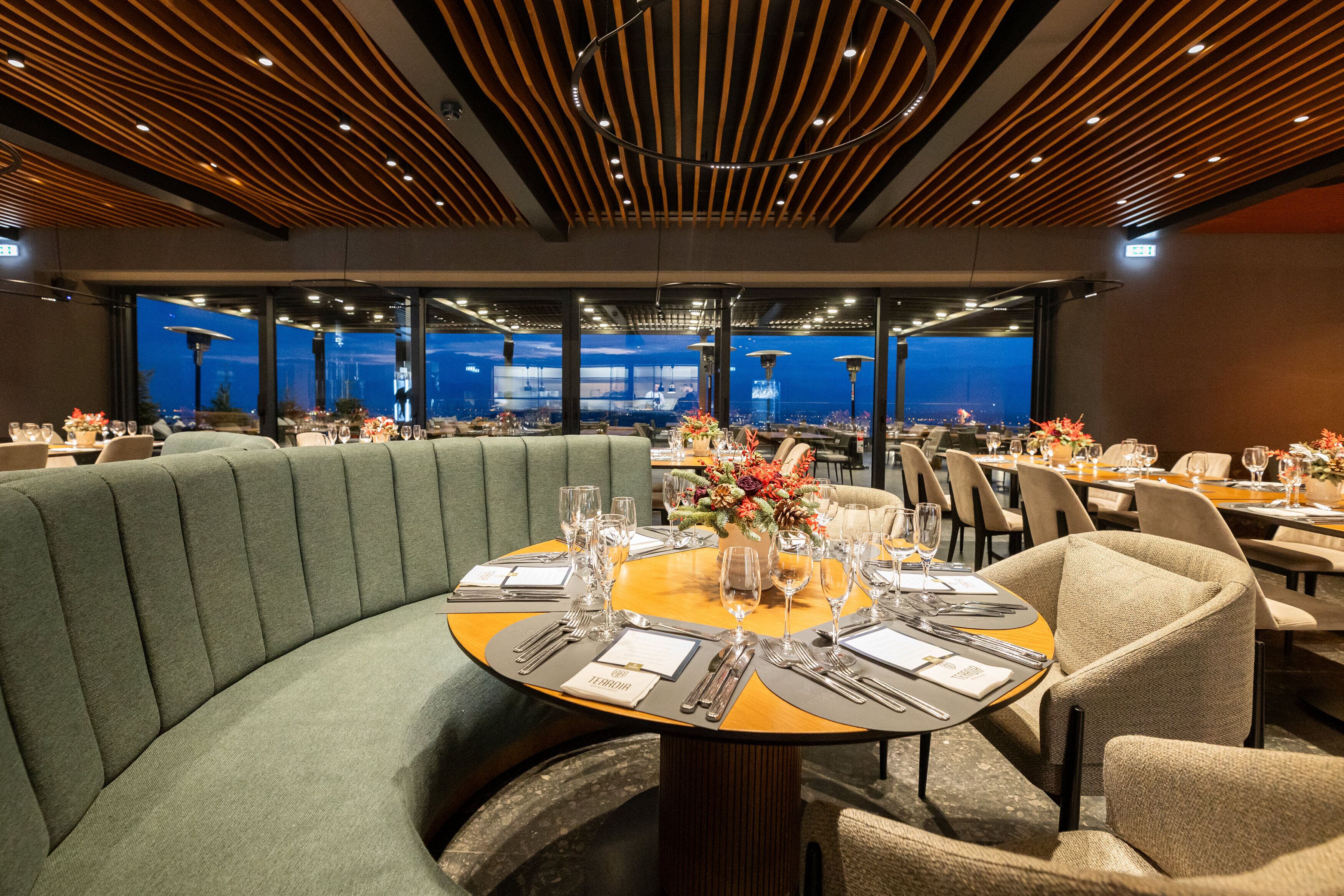 Lunch and dinner served, pool views 