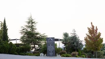 Fachada de la propiedad