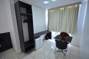 Deluxe Twin Room | Room amenity