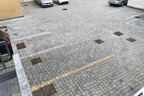 Self parking (EUR 15.00 per day)