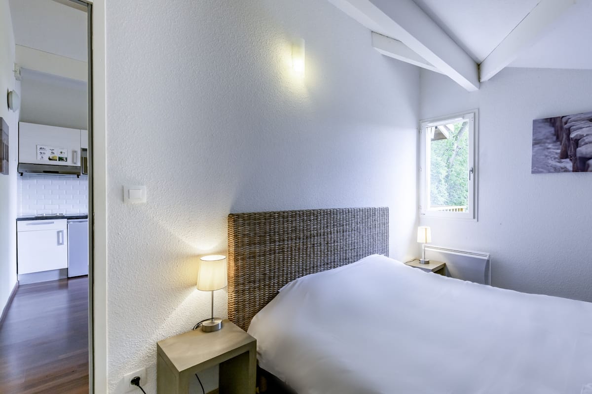 Schallisolierte Zimmer, Bügeleisen/Bügelbrett, WLAN
