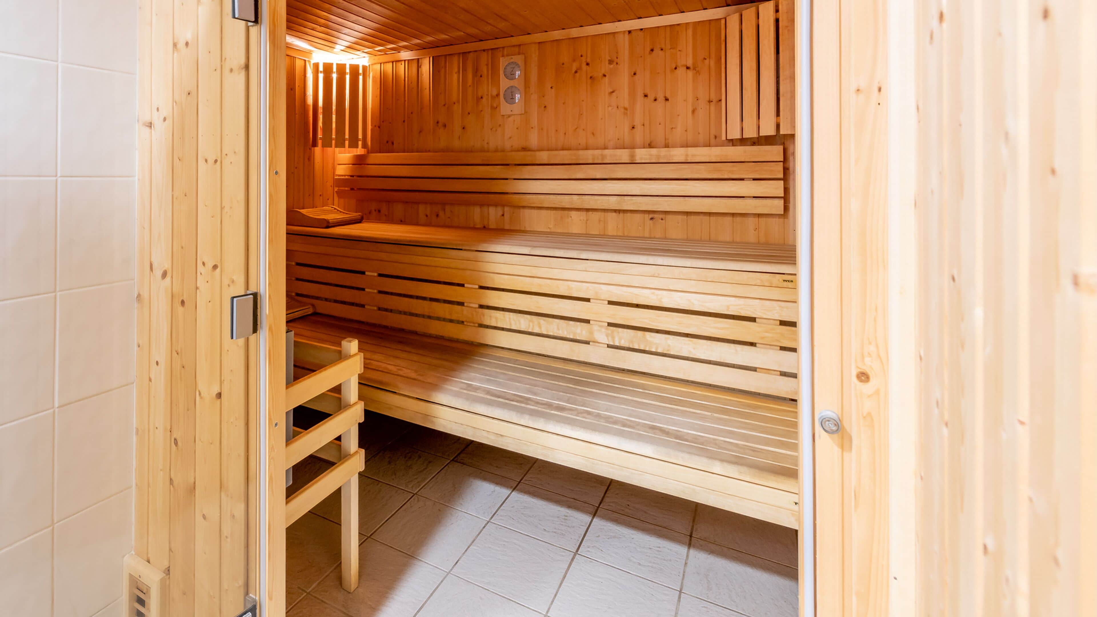 Sauna, Dampfbad