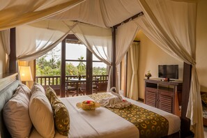 Chambre Supérieure | Minibar, coffres-forts dans les chambres, bureau, Wi-Fi gratuit