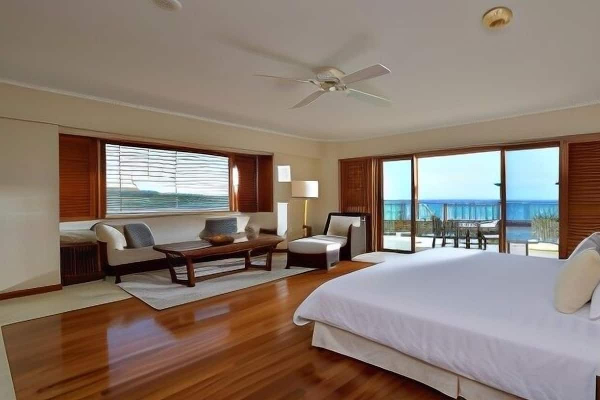 Ropa de cama de alta calidad y minibar