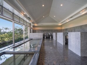 Public bath - The Atta Terrace Club Towers (Onna)