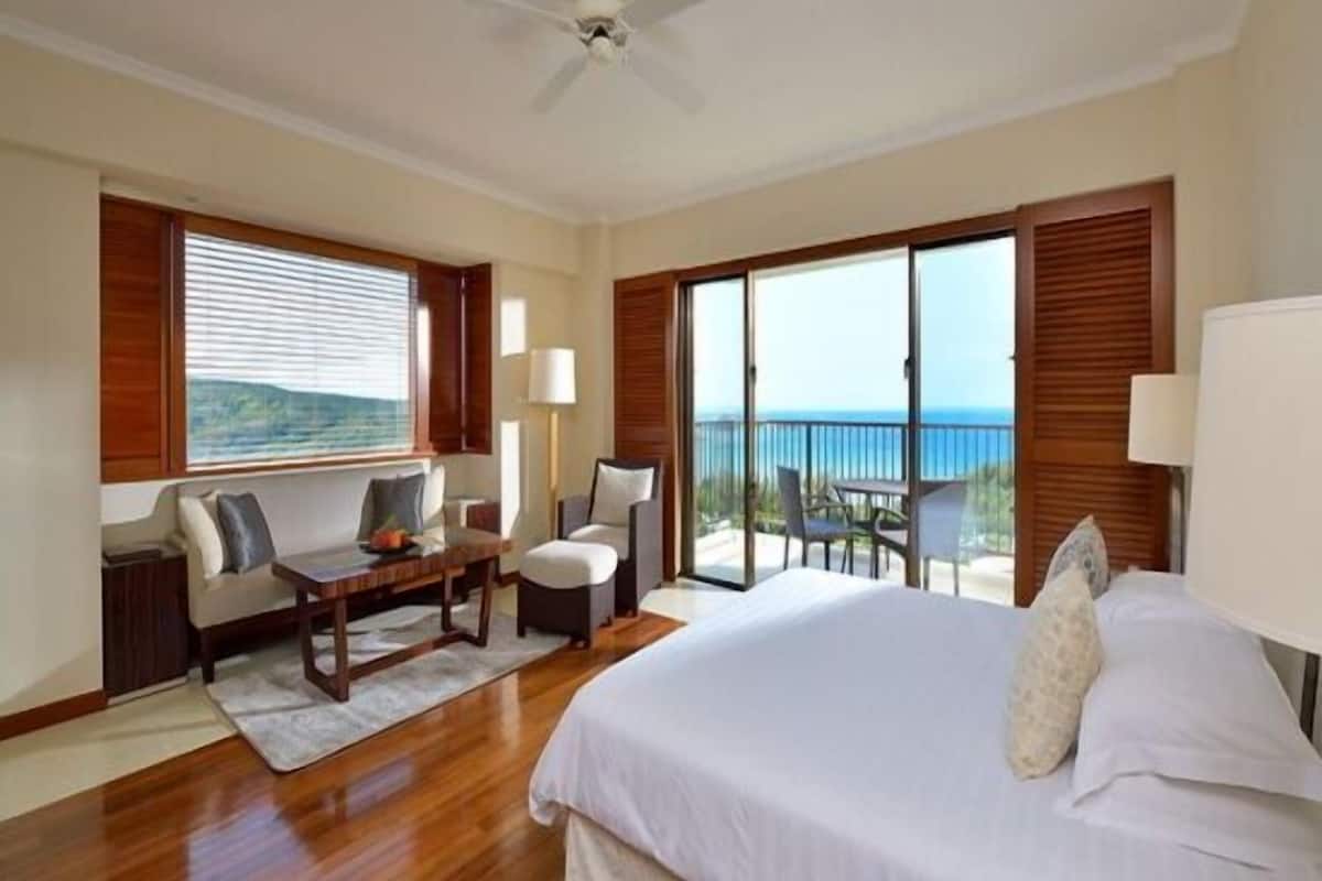Ropa de cama de alta calidad y minibar