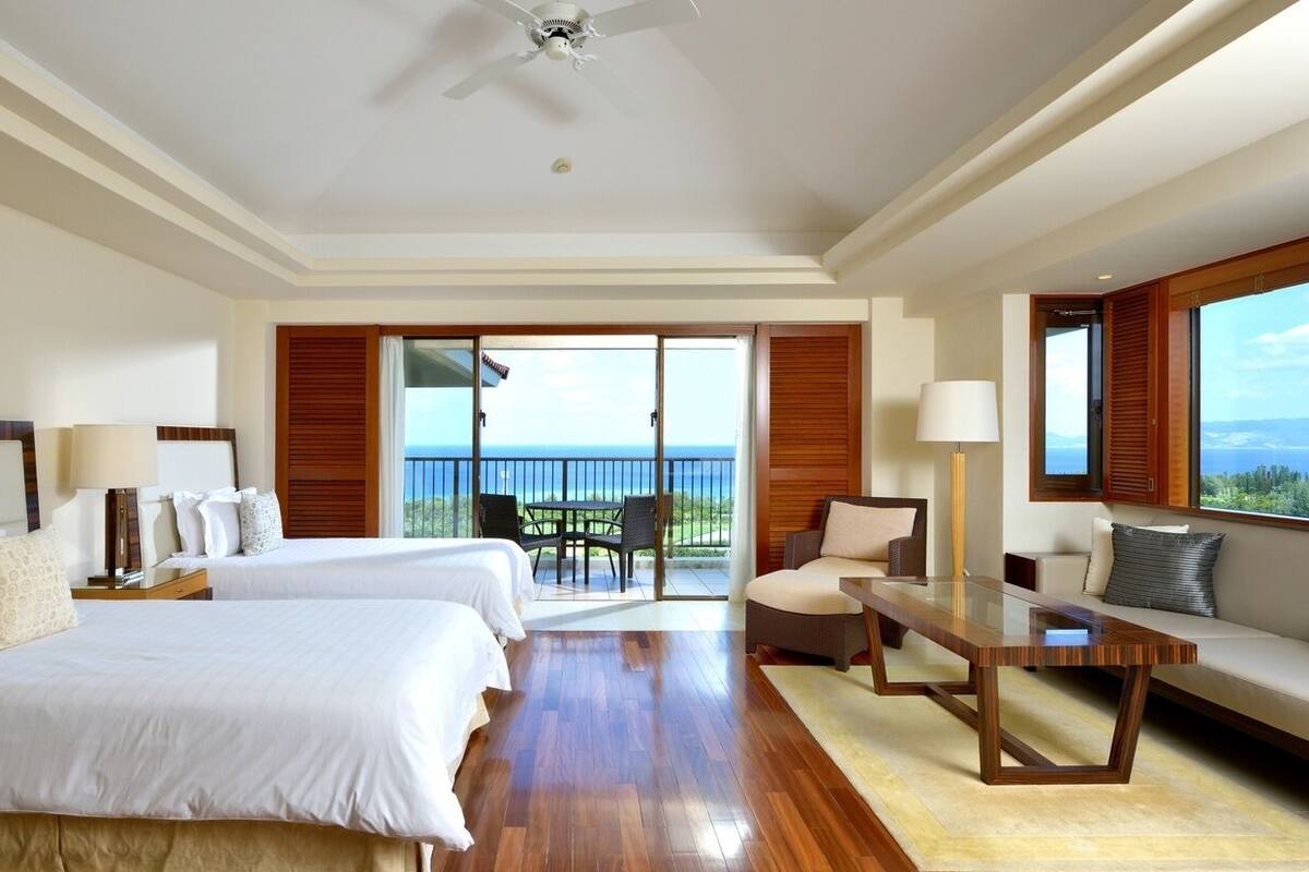 Premium bedding, minibar, in-room safe, free WiFi