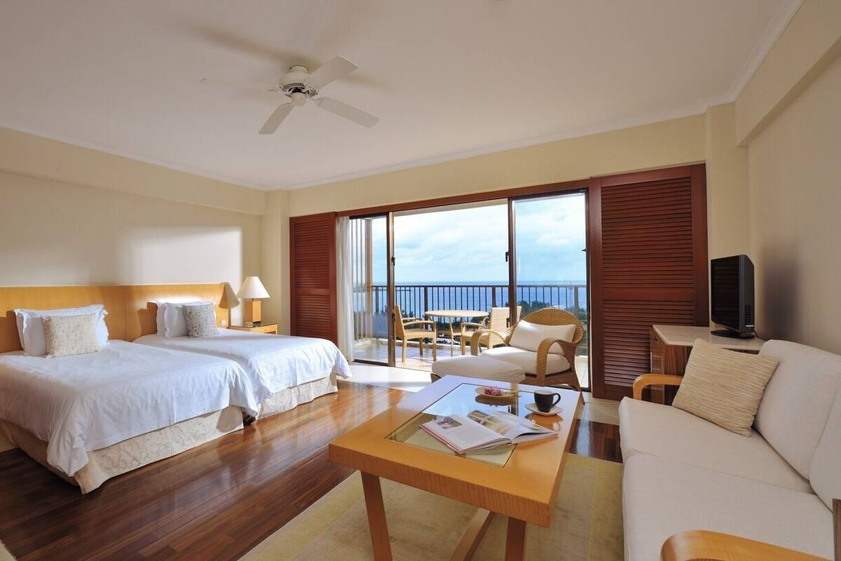 Premium bedding, minibar, in-room safe, free WiFi