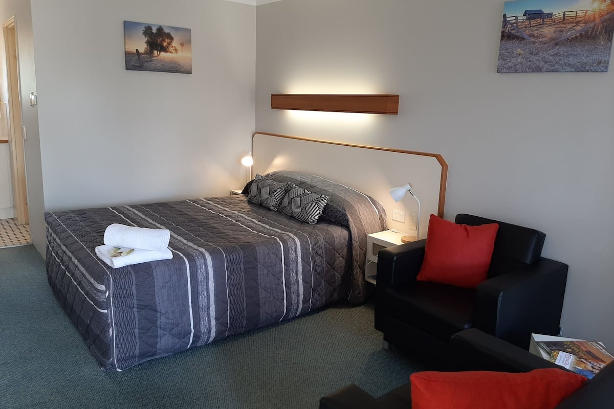 Desk, blackout drapes, iron/ironing board, WiFi (free)