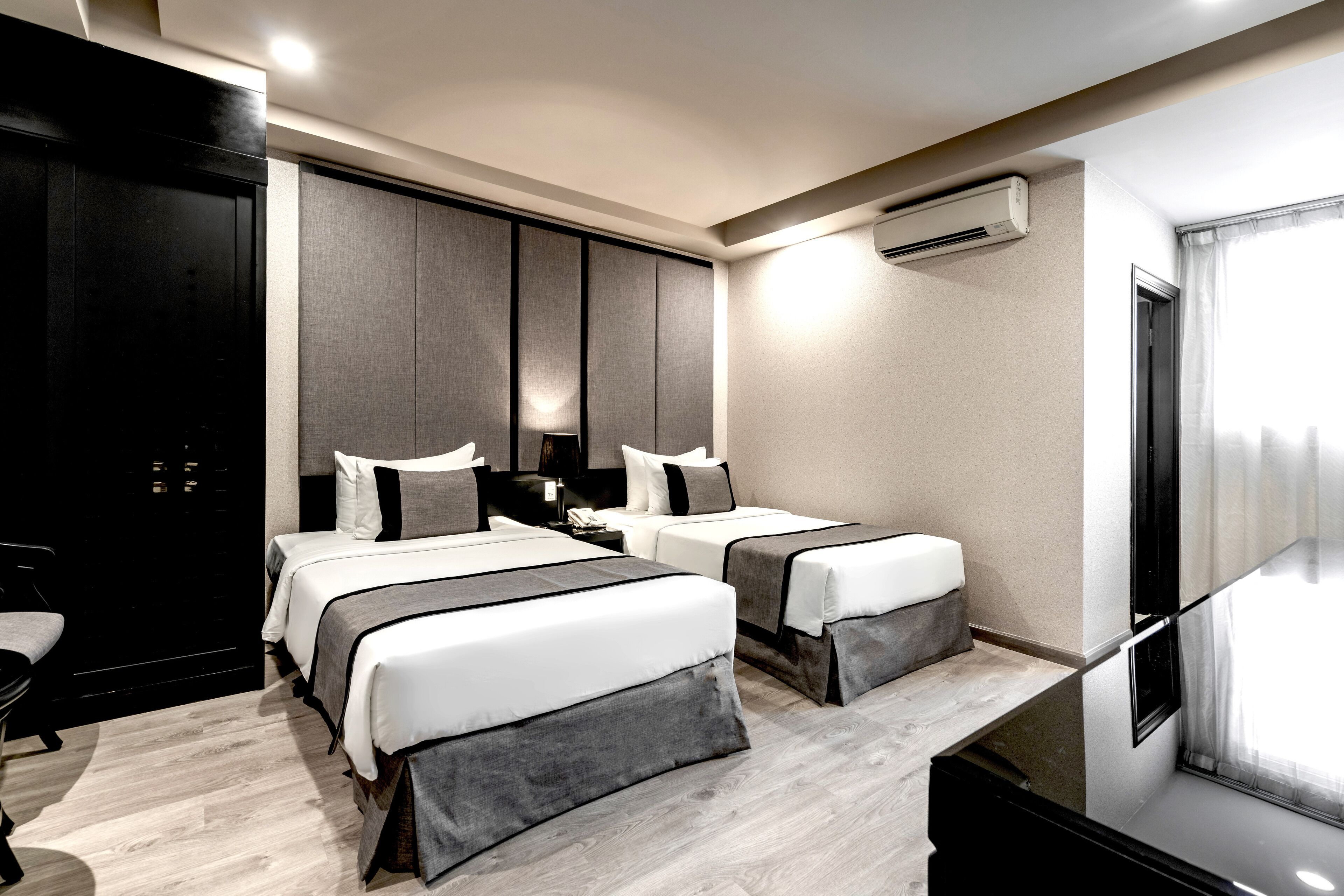 Photo - Paragon Saigon Hotel