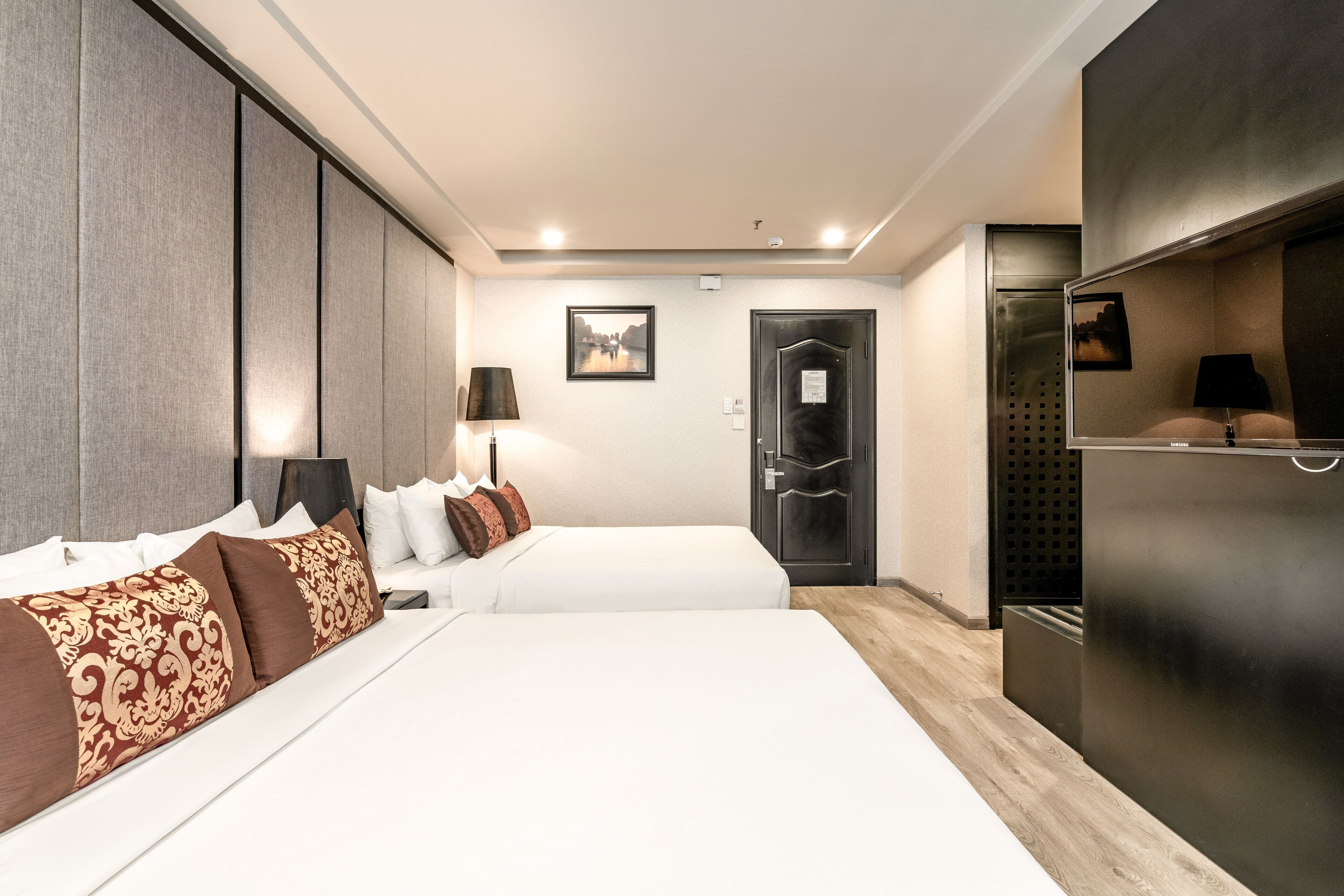 Photo - Paragon Saigon Hotel