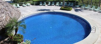 Flamingo Marina Resort