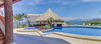 Flamingo Marina Resort