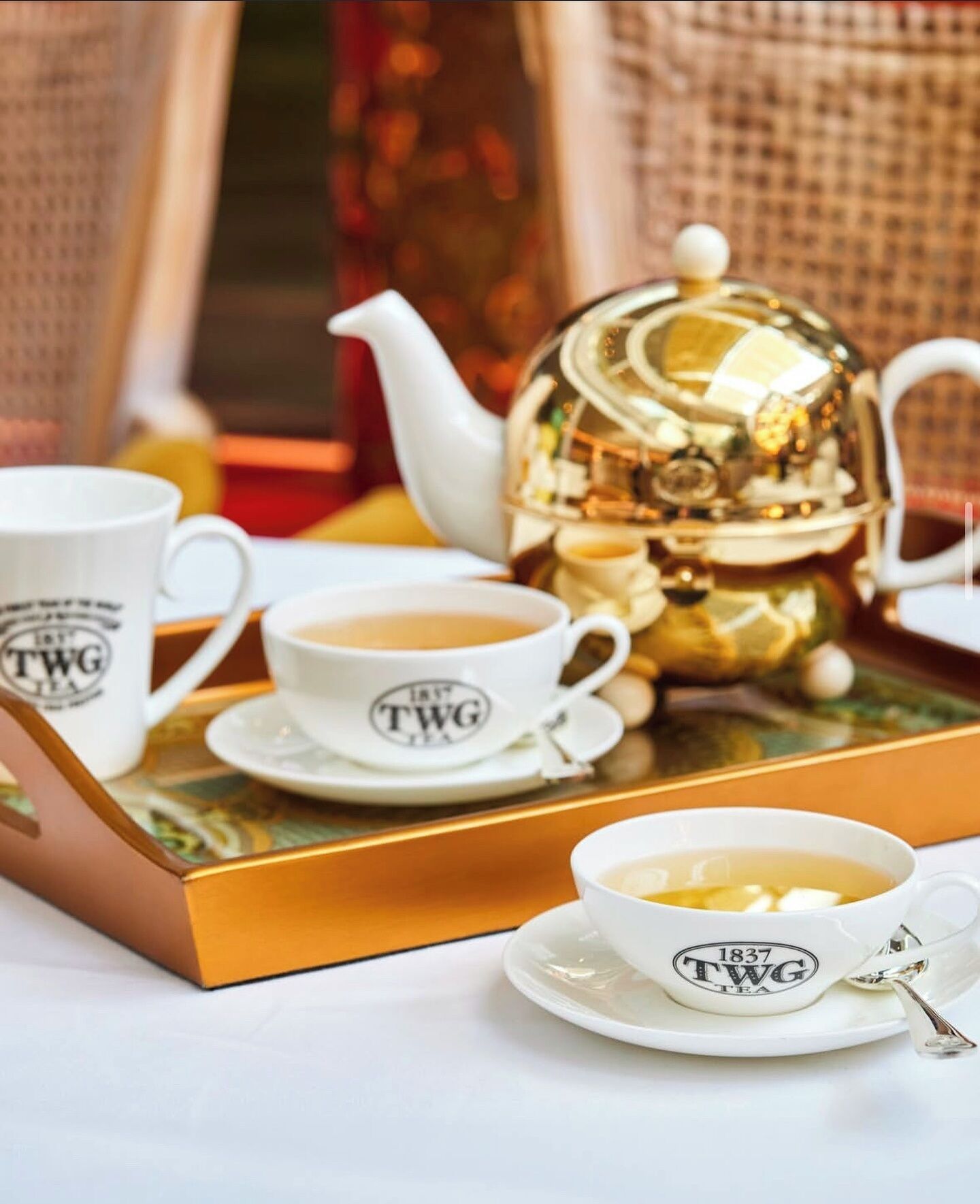 lunch and dinner served, sea views