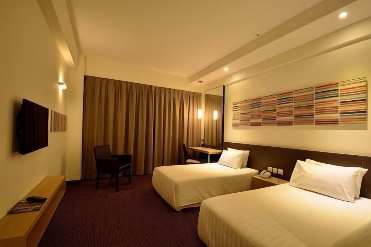 Minibar, desk, iron/ironing board (on request), WiFi (free)